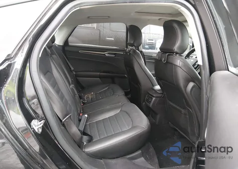 2015 Ford Fusion Se z USA, uszkodzony, nr VIN 3FA6P0HD9FR243978